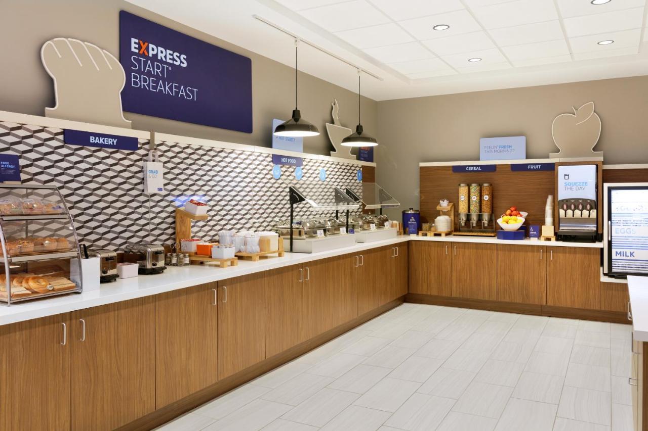 Holiday Inn Express Fremont By Ihg Dış mekan fotoğraf