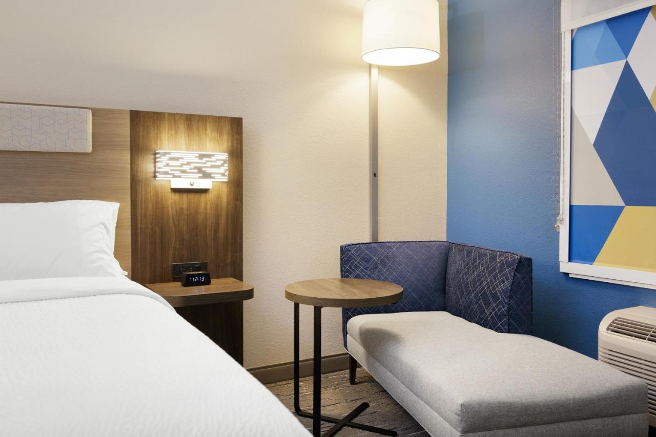 Holiday Inn Express Fremont By Ihg Dış mekan fotoğraf
