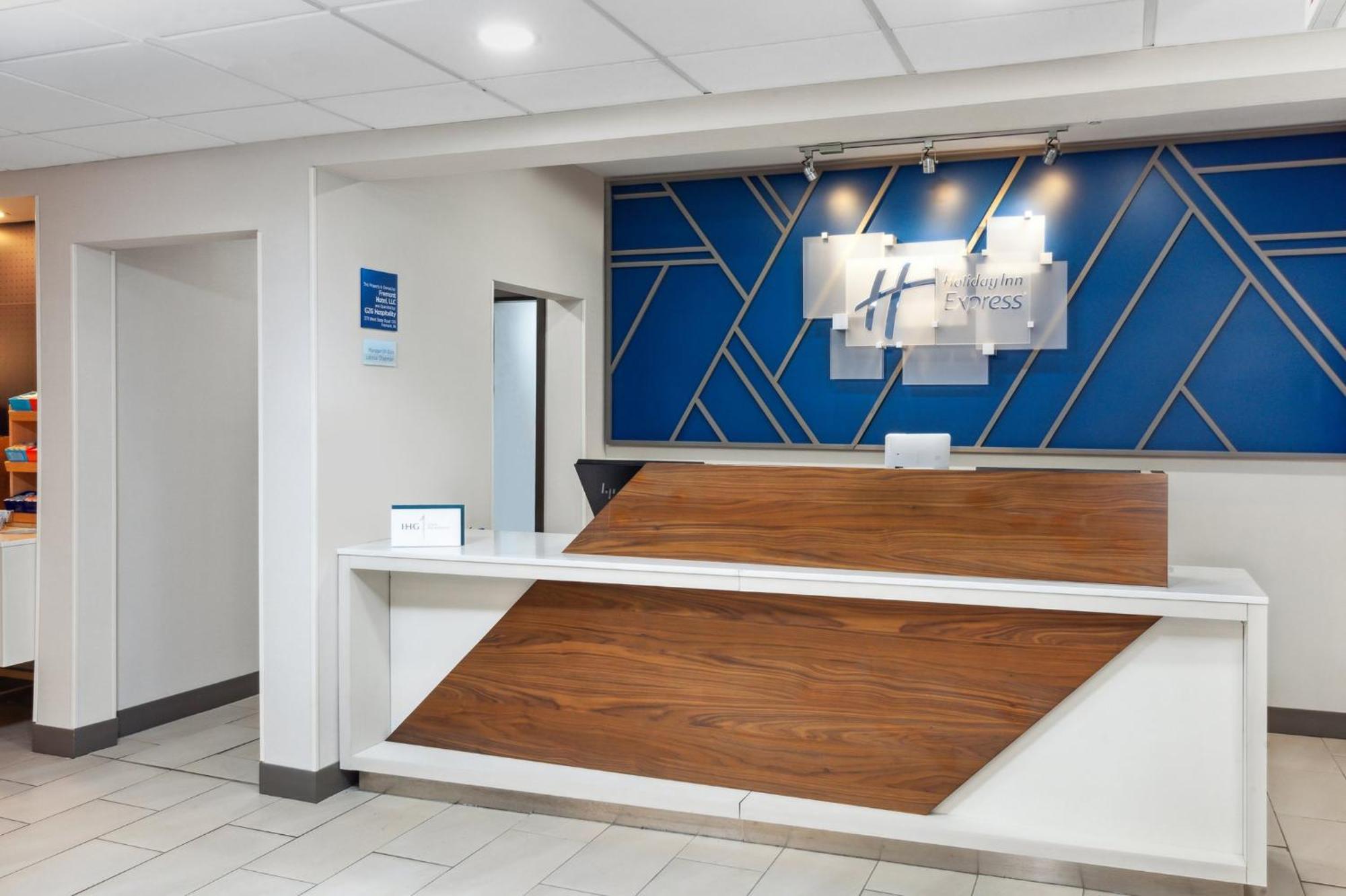 Holiday Inn Express Fremont By Ihg Dış mekan fotoğraf